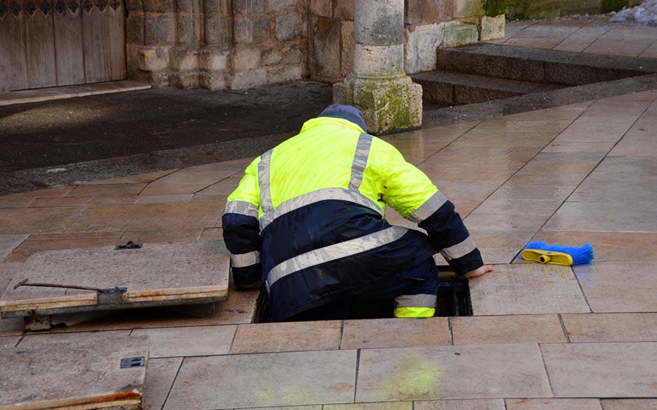 débouchage de canalisation Versailles